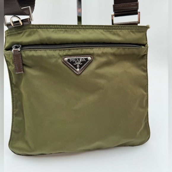 Prada - Authentic - Nylon/Canvas Messenger Crossbody - Green - Picture 2 of 16